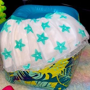 Cat & Jack size4T skirt with sea foam starfish embroidery